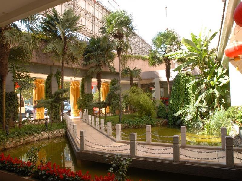 Kunming Begonia Hotel Екстериор снимка